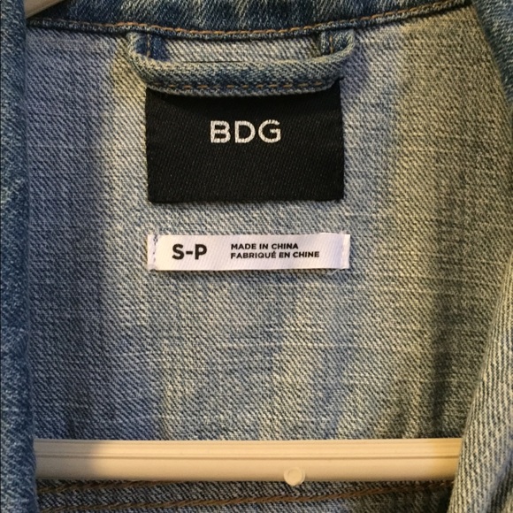 Short jean vest - Picture 2 of 3